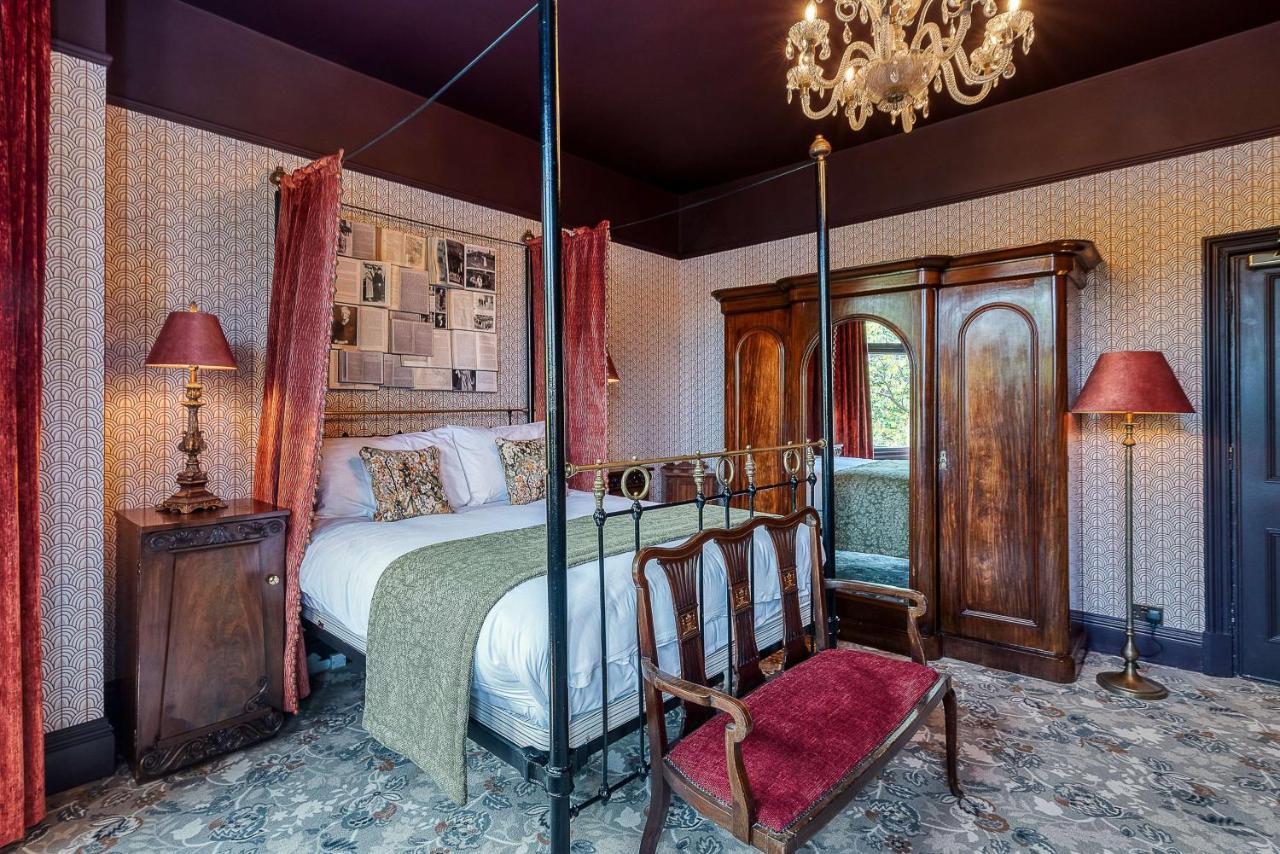 Clementine'S Guest House York Dış mekan fotoğraf The bedroom at The Old Vicarage