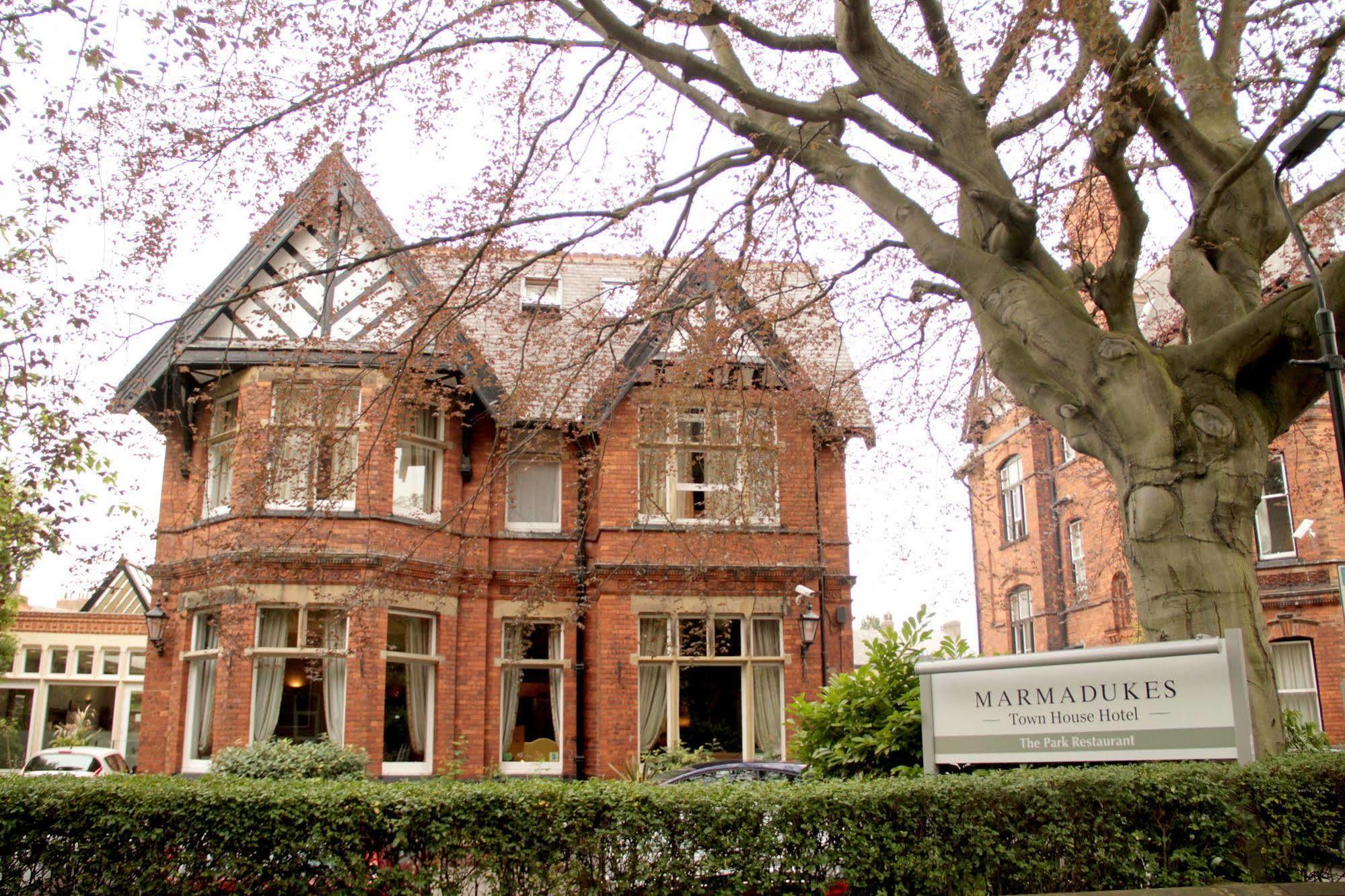 Clementine'S Guest House York Dış mekan fotoğraf Marbrookes